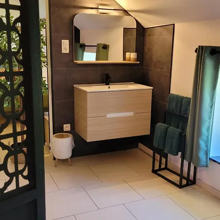 Xhoris A 2 펜션 페리에르